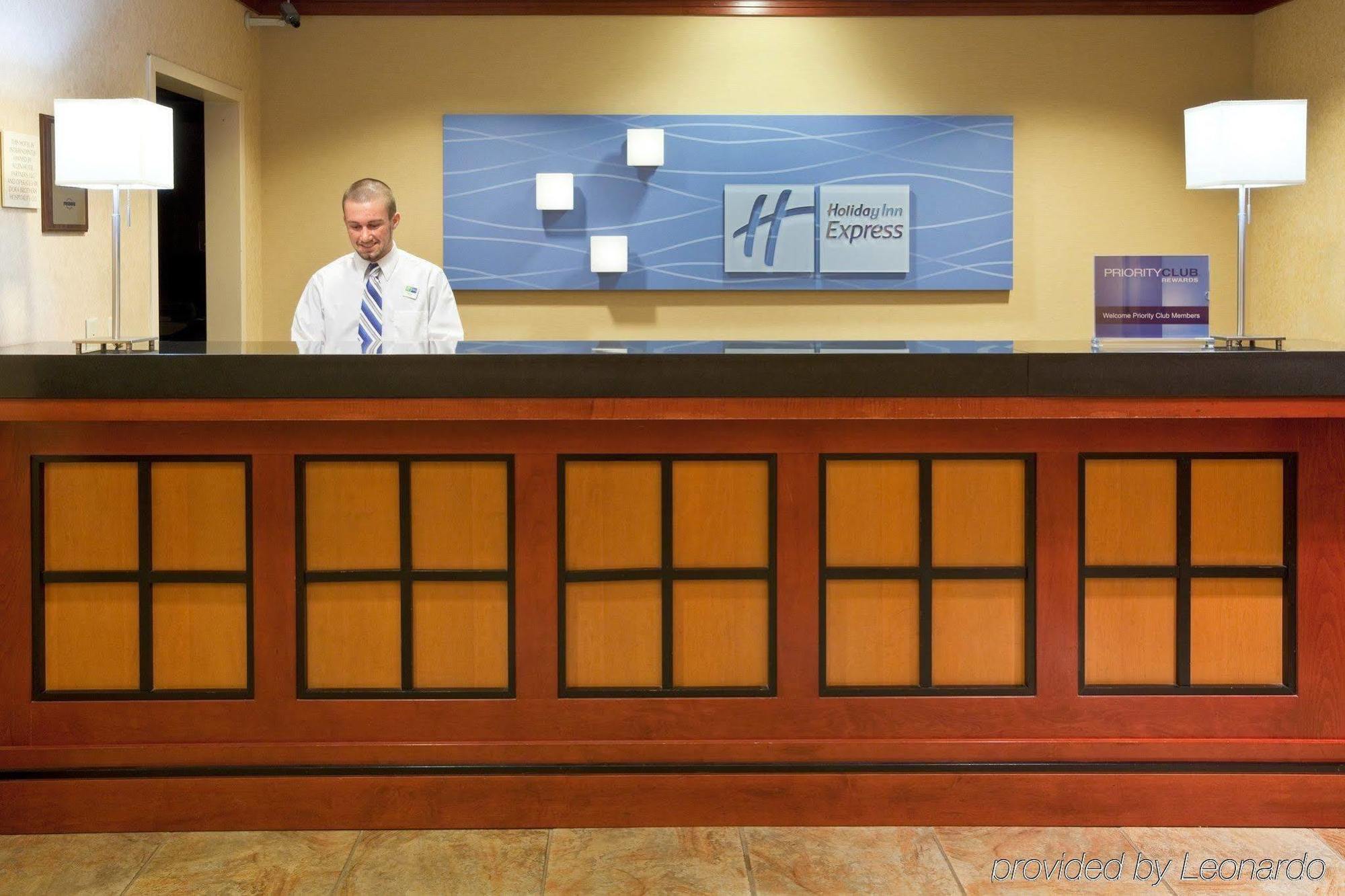 Holiday Inn Express Hotel & Suites Fort Wayne By Ihg Ellisville Interior photo